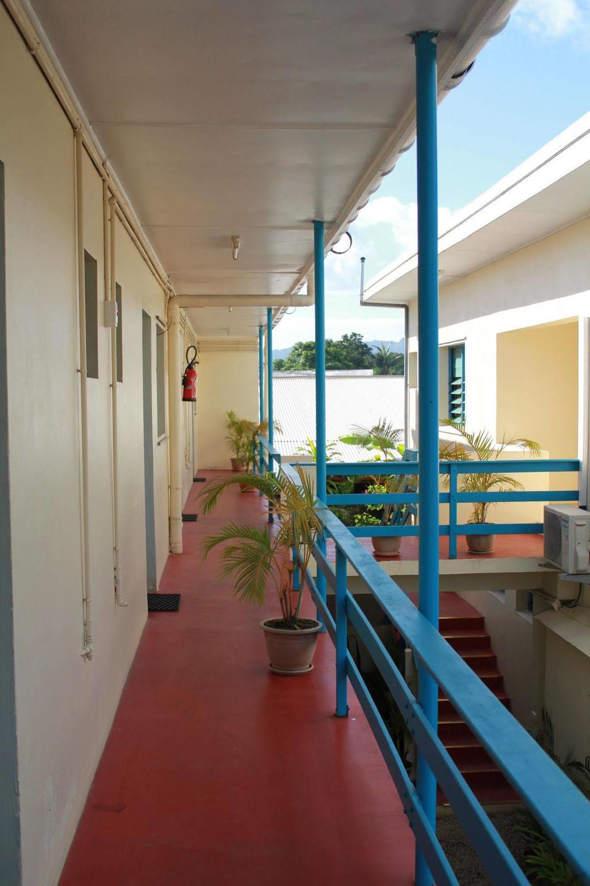 Pacific Paradise Motel Порт-Вила Экстерьер фото