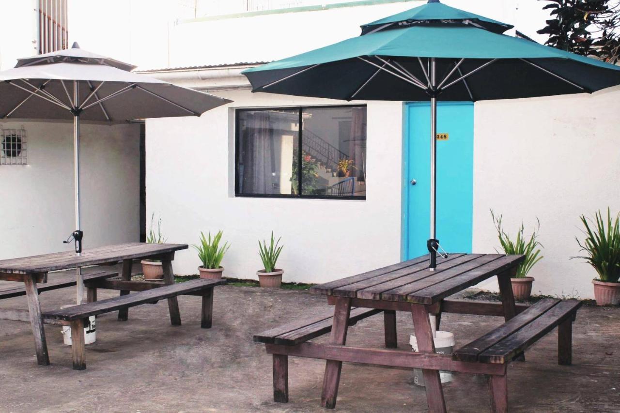 Pacific Paradise Motel Порт-Вила Экстерьер фото